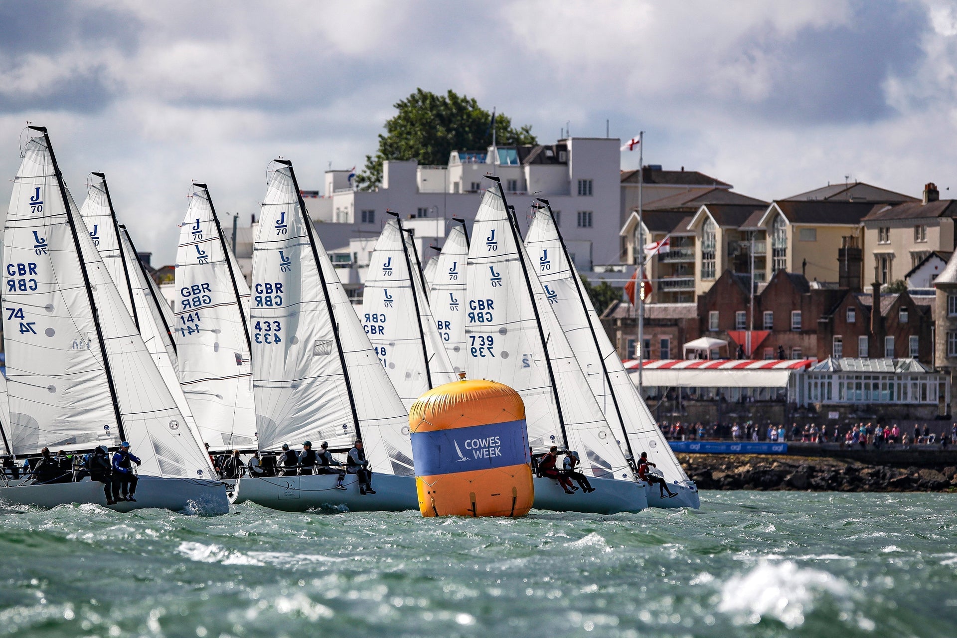 COWES WEEK ANNOUNCES NORTH SAILS AS NEW TITLE SPONSOR