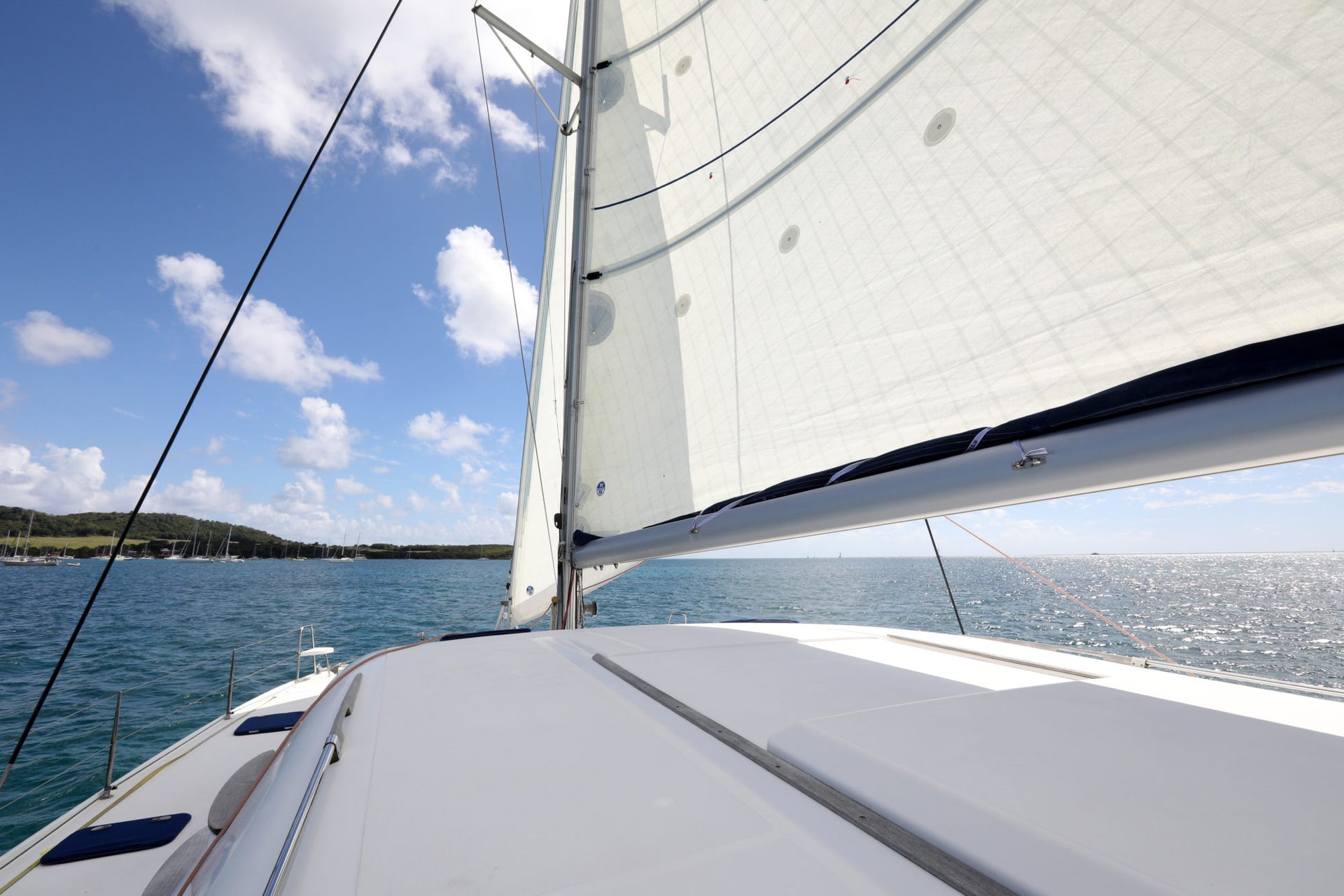 FIBERS & FABRICS: A SAILOR’S GUIDE