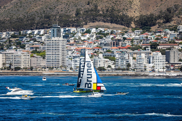 TEAM BRUNEL ONTHULT MONDRIAAN ZEIL