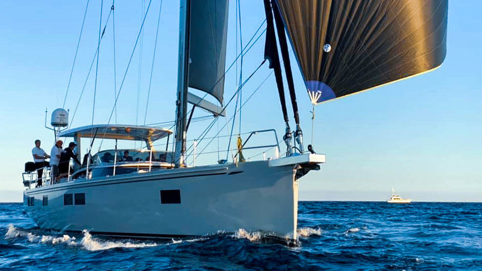 NORTH SAILS + HYLAS YACHTS