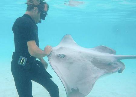 TWO AFLOAT: MOOREA ADVENTURES PART 2 - WATER