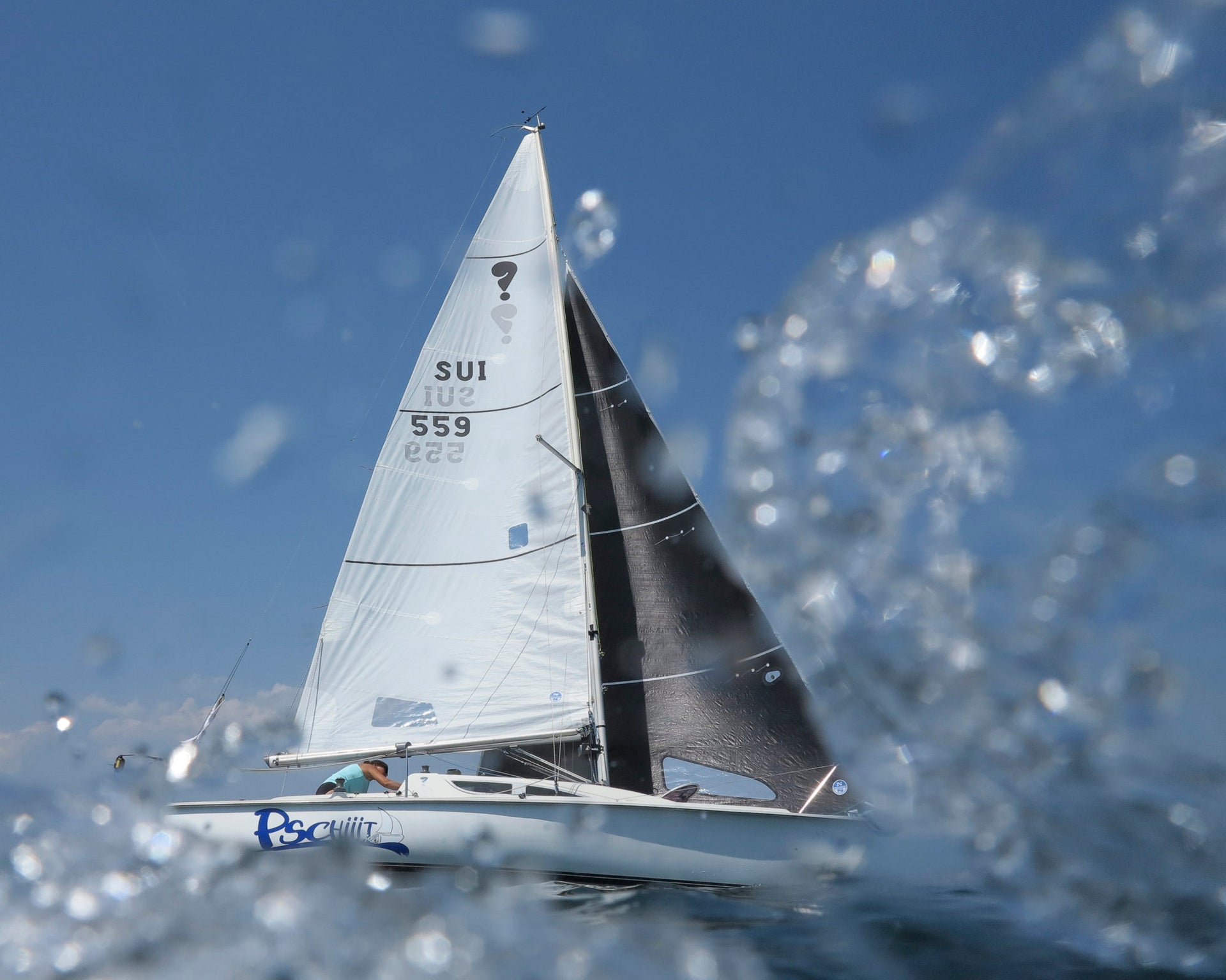 SURPRISE: NOUVEAUTÉ 2020, RETOURS SUR LA SAISON 2019, HIVERNAGE ET SALON NAUTIQUE DU LÉMAN