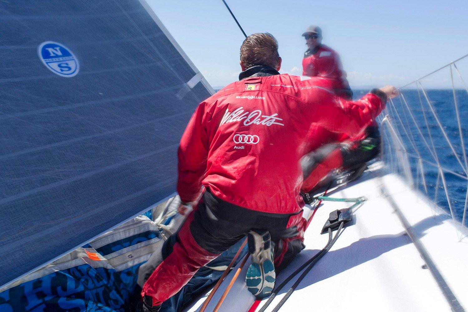 NAVIGATING THE SYDNEY-HOBART
