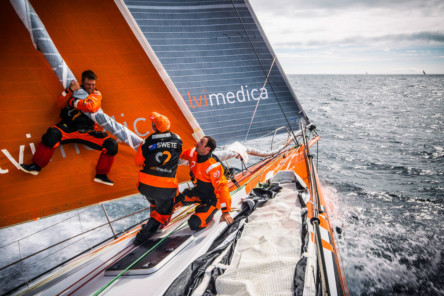 EXPERT TIPS WITH VESTAS 11TH HOUR RACING SKIPPER, CHARLIE ENRIGHT