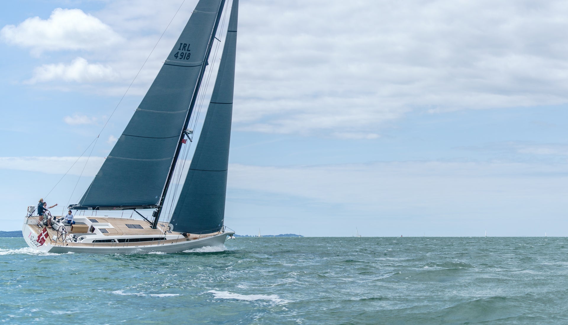 CRUISING SAILS MATERIAL GUIDE