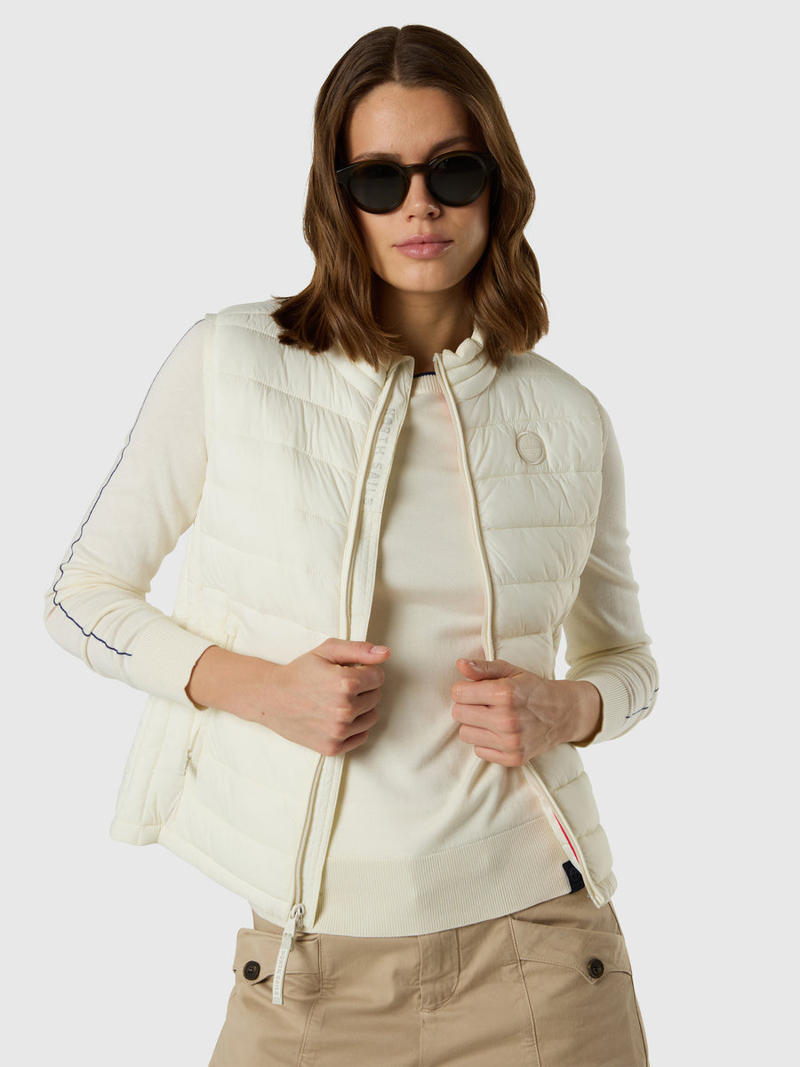 naomi-vest-000047