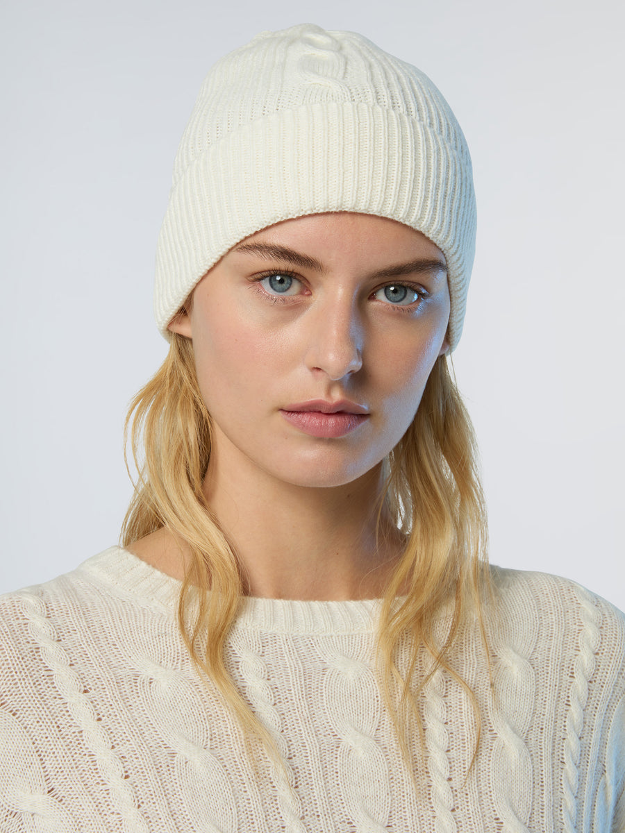beanie-021650