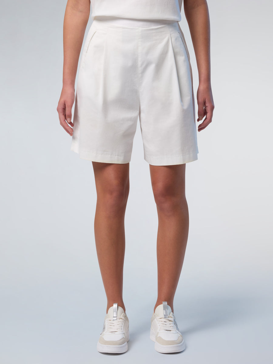 wide-leg-chino-short-trouser-wpleats-074538