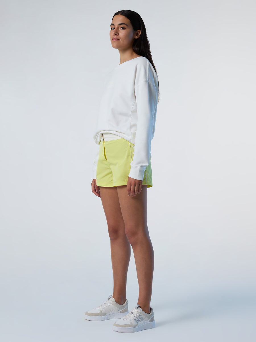 crewneck-sweatshirt-wgraphic-091900