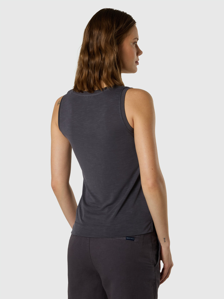 tank-top-093631