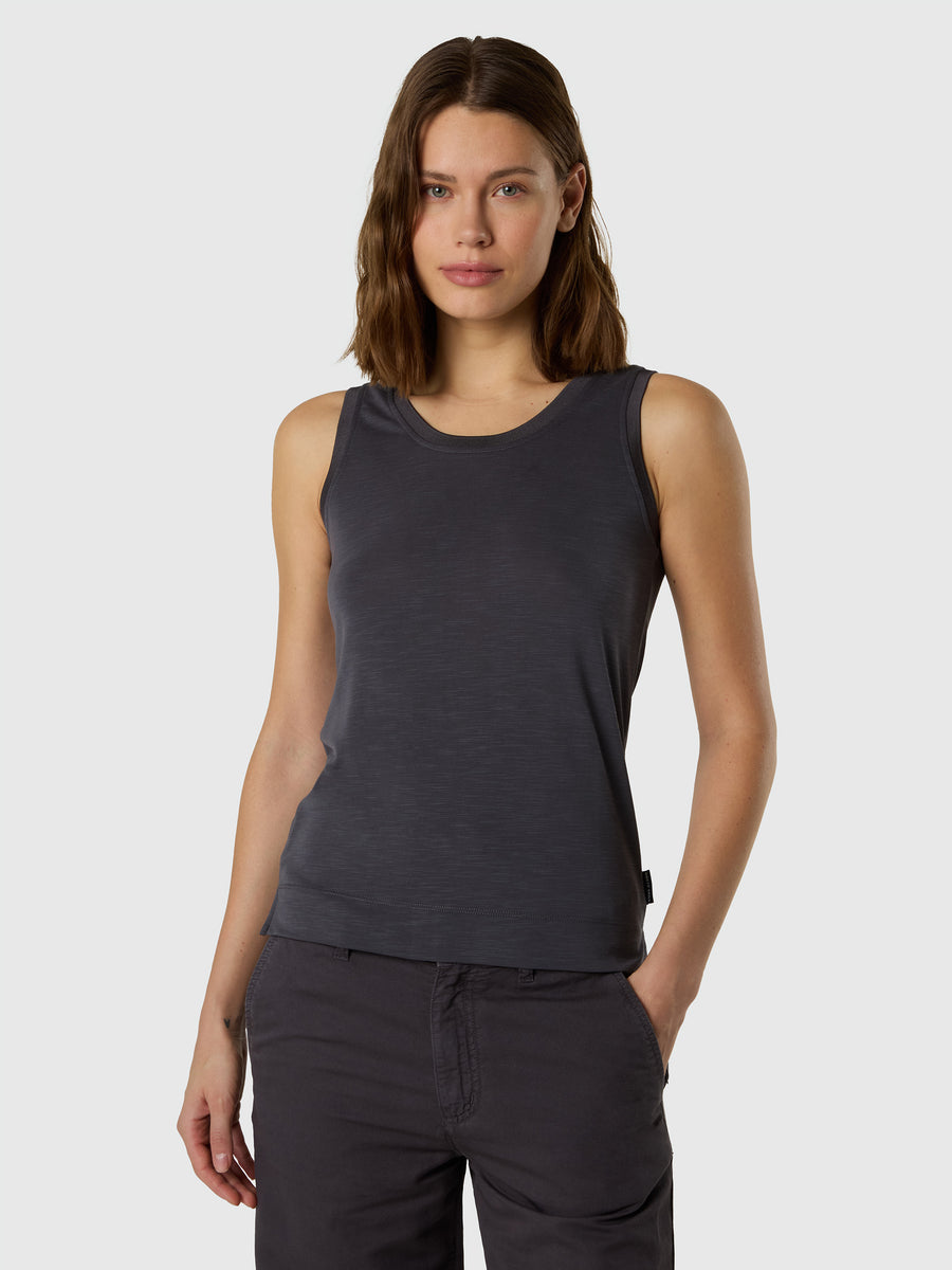 tank-top-093631