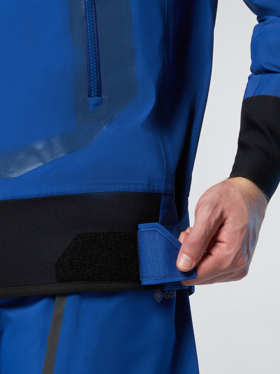 27M050_0235_msfront1