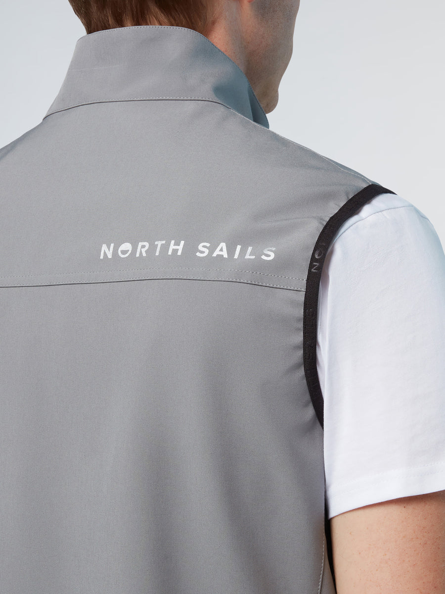 603035_0802_psfront1