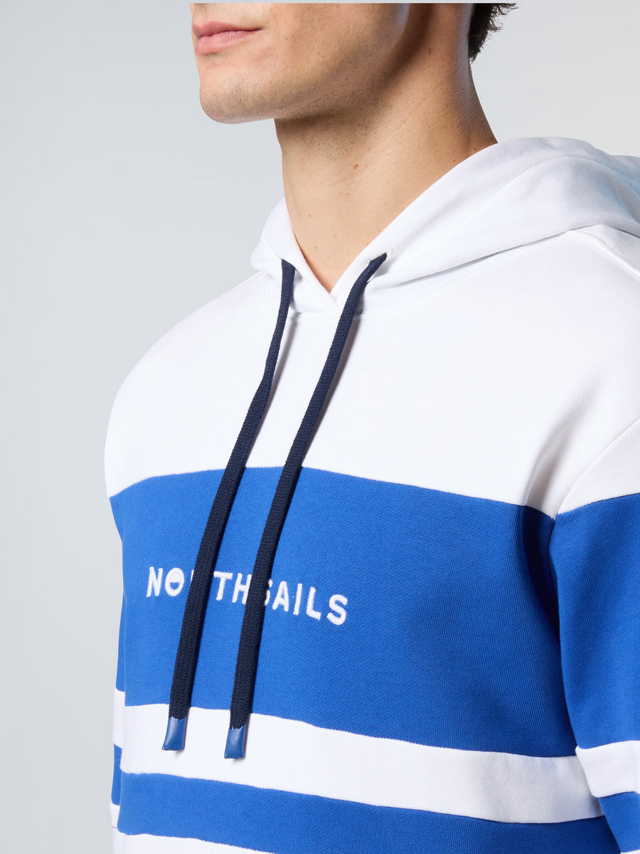 hooded-sweatshirt-wgraphic-691373