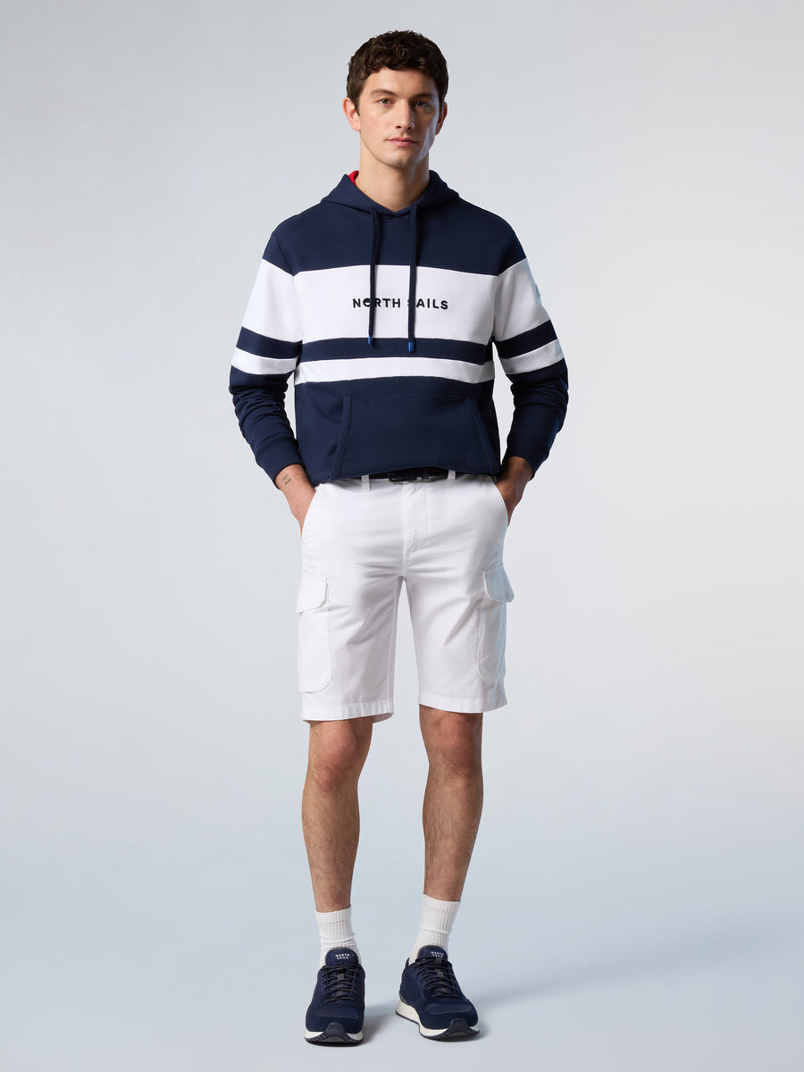 hooded-sweatshirt-wgraphic-691373