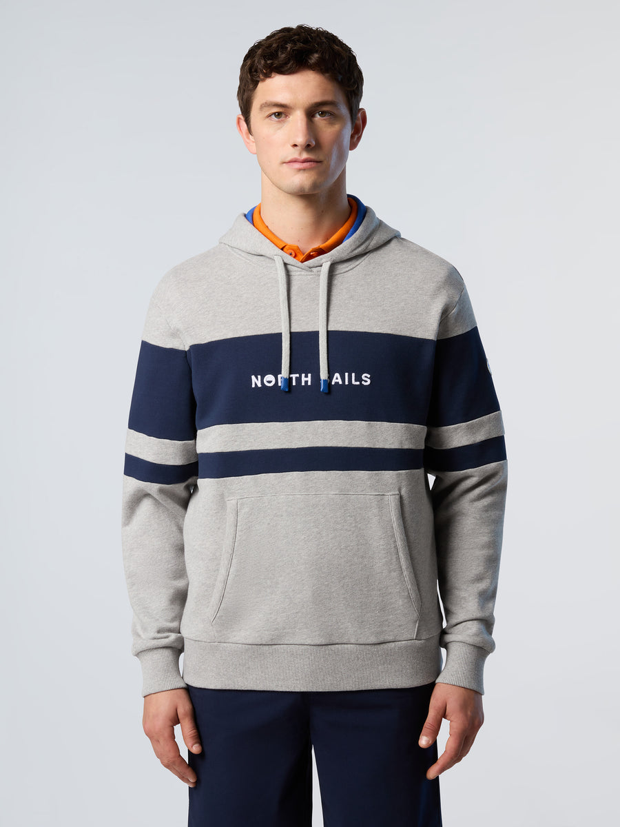 hooded-sweatshirt-wgraphic-691373