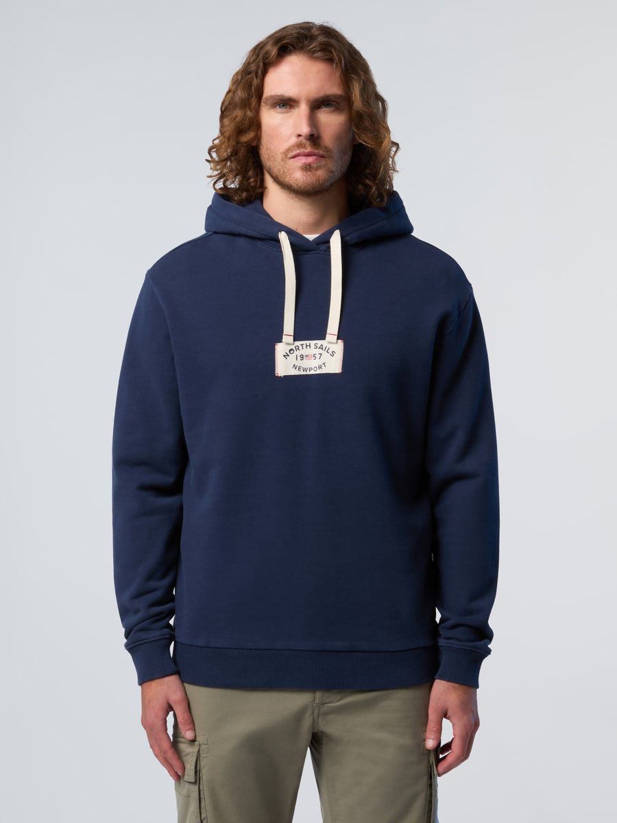 hooded-sweatshirt-wgraphic-691412