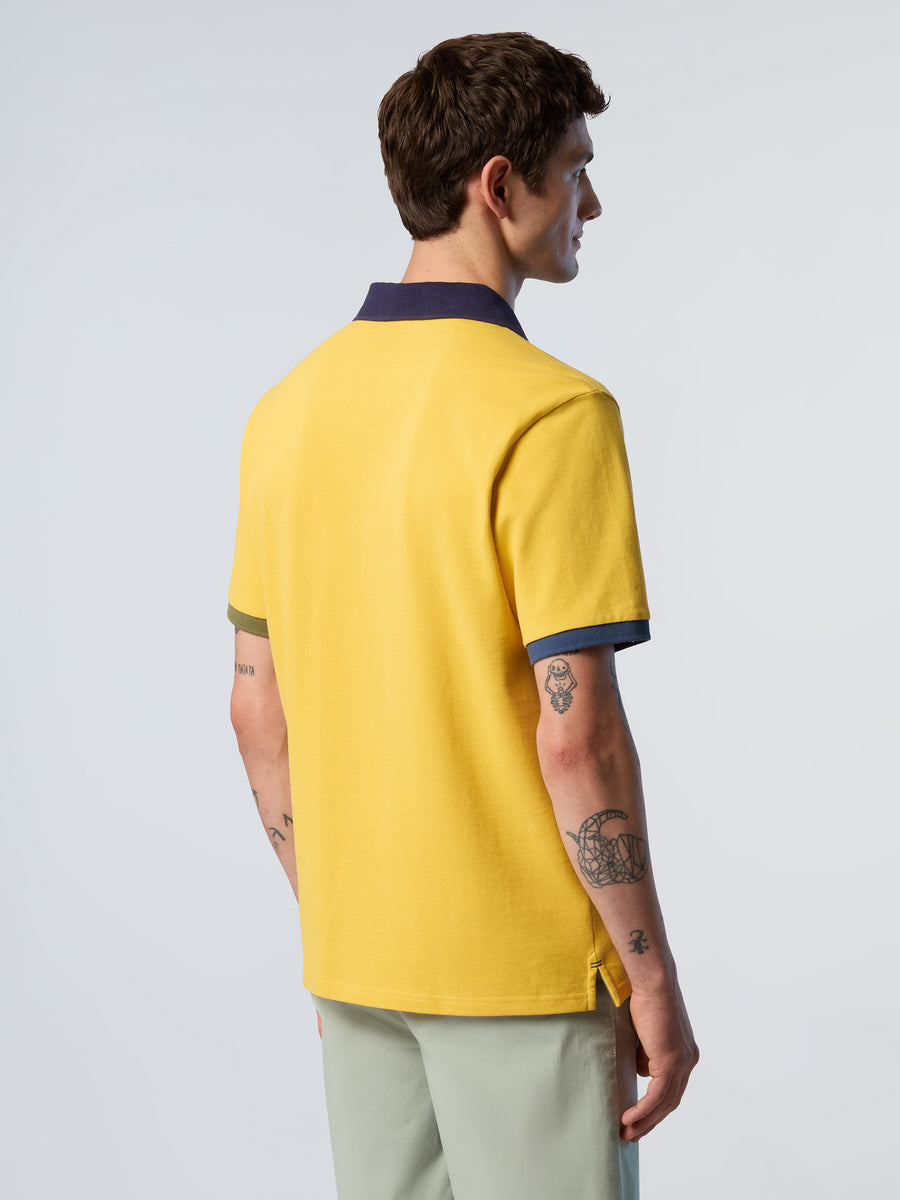 polo-short-sleeve-with-logo-692440