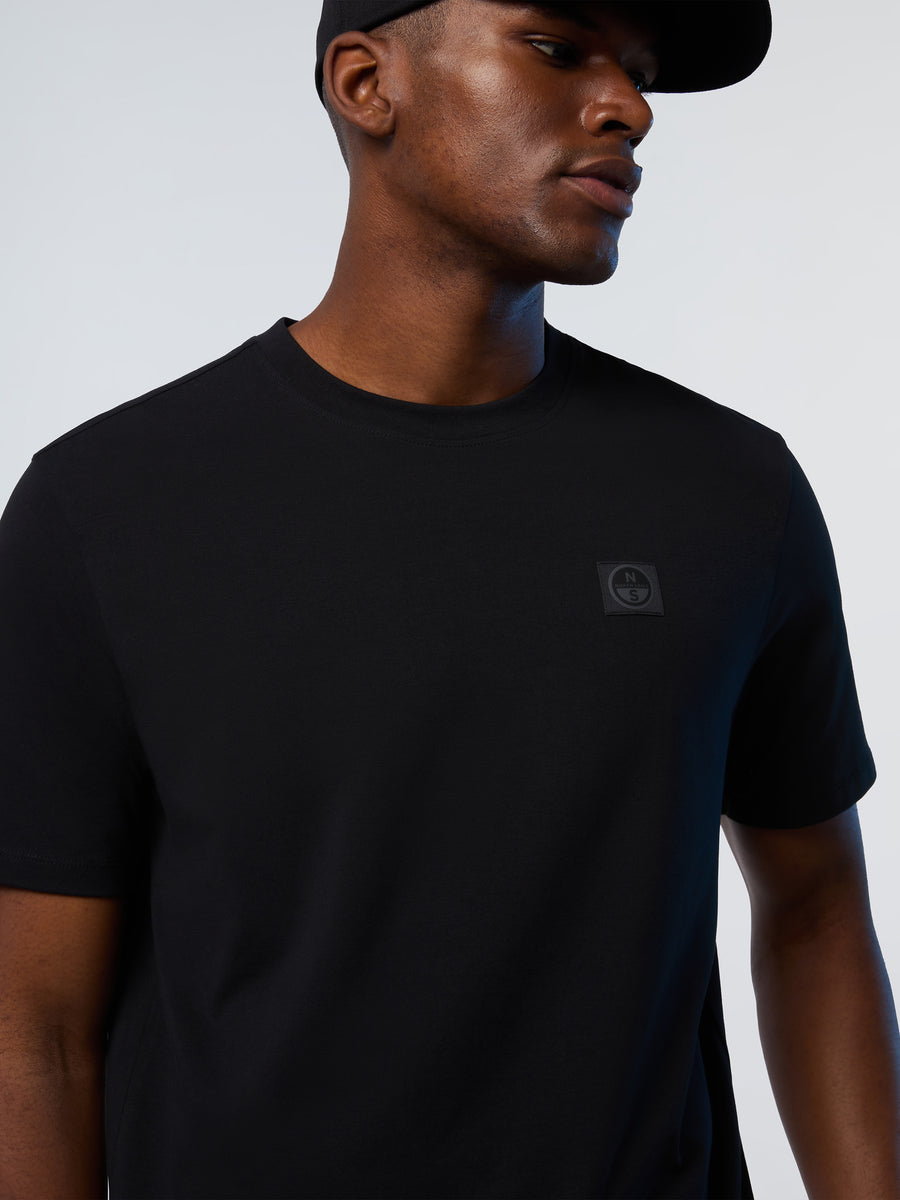 t-shirt-short-sleeve-wlogo-693037