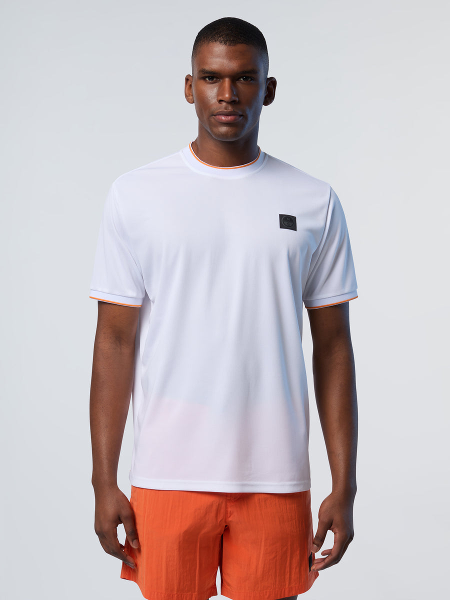 t-shirt-short-sleeve-wlogo-1-693041-1