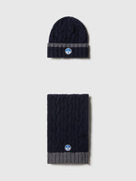 gift-box-28beanie-and-scarf-29-727100