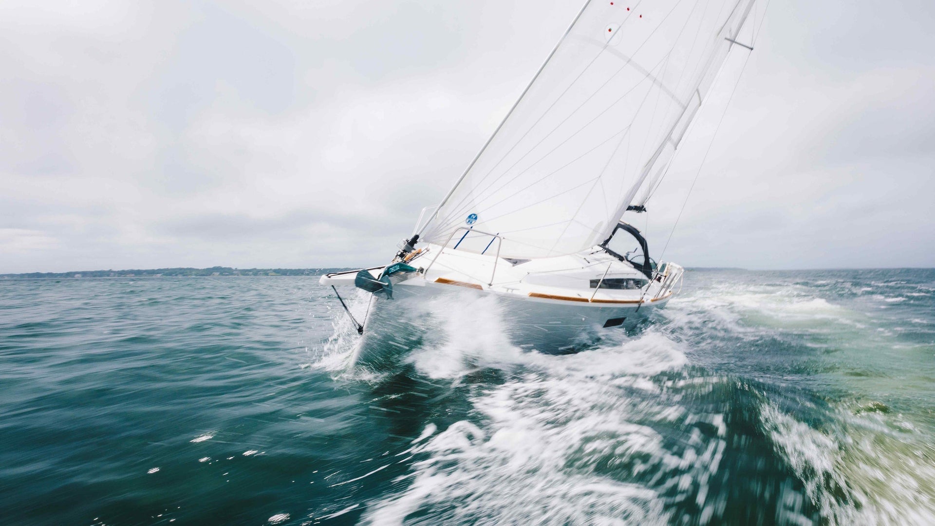 SUSTAINABLE CRUISING PERFORMANCE WITH NPL RENEW SAILS