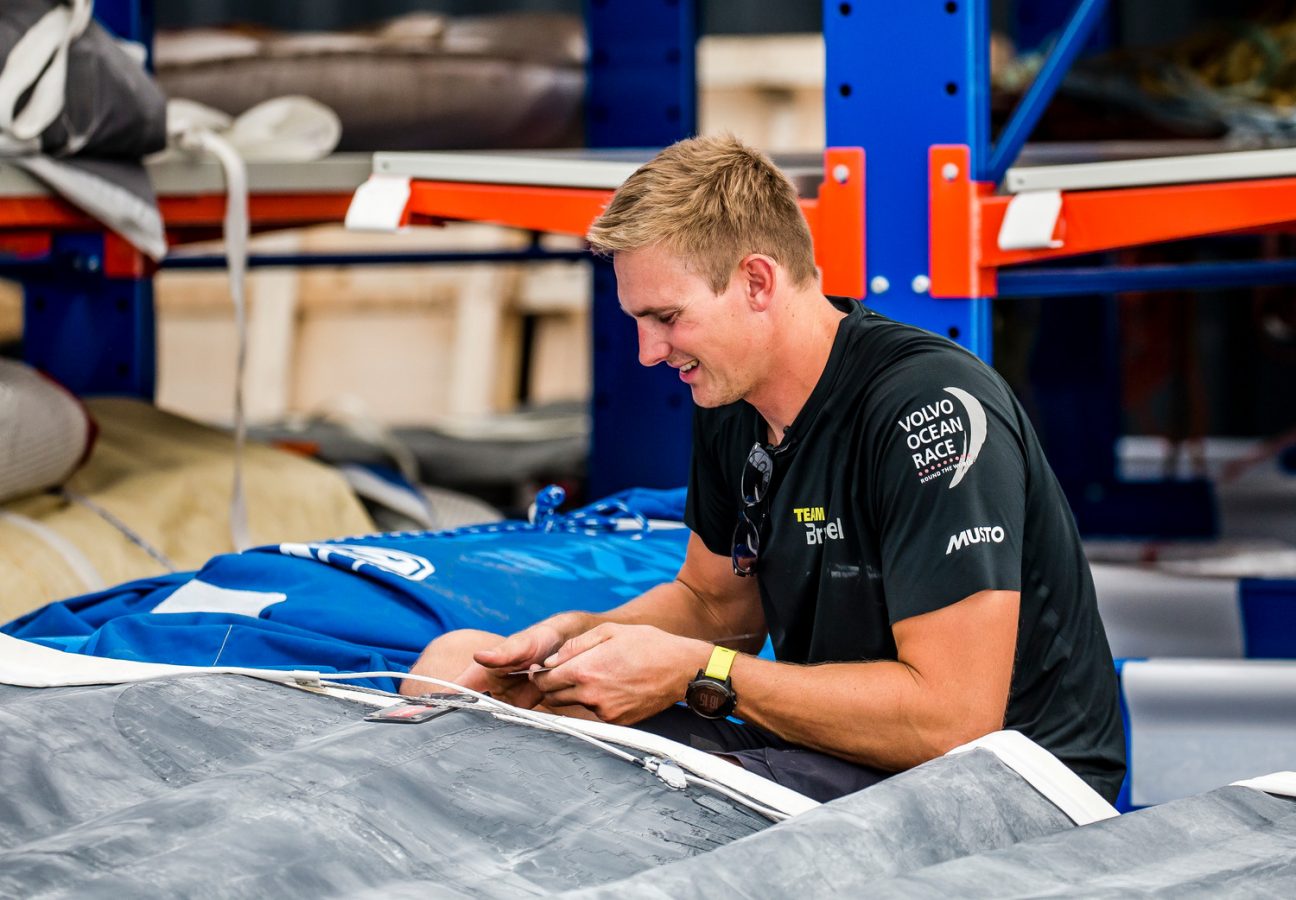 VOLVO OCEAN RACE VAN START IN ALICANTE