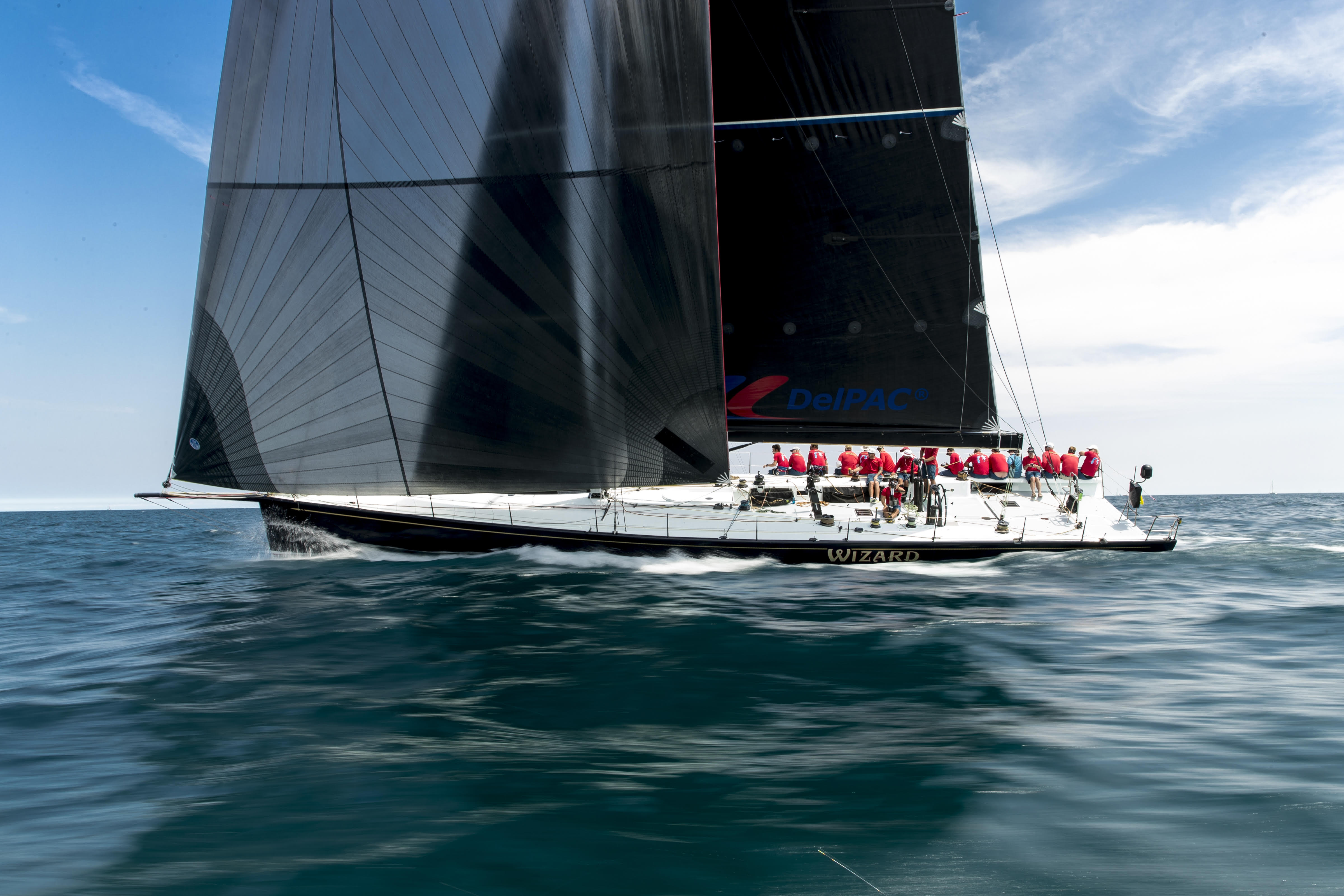 FLEET CHARGES LAKE MICHIGAN IN 109TH EDITION OF RACE TO MACKINAC ISLAN ...