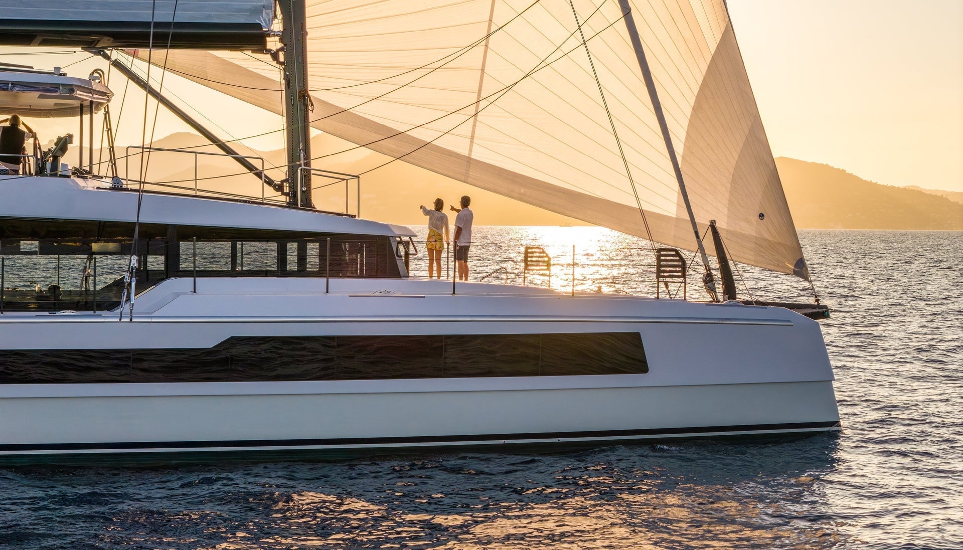 FREE-FLYING FURLING SAILS FOR CRUISERS: WHAT YOU NEED TO KNOW