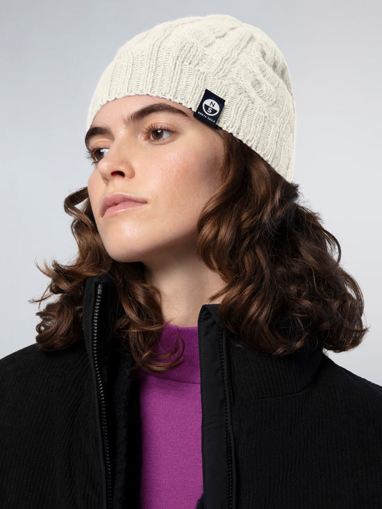 beanie-021640