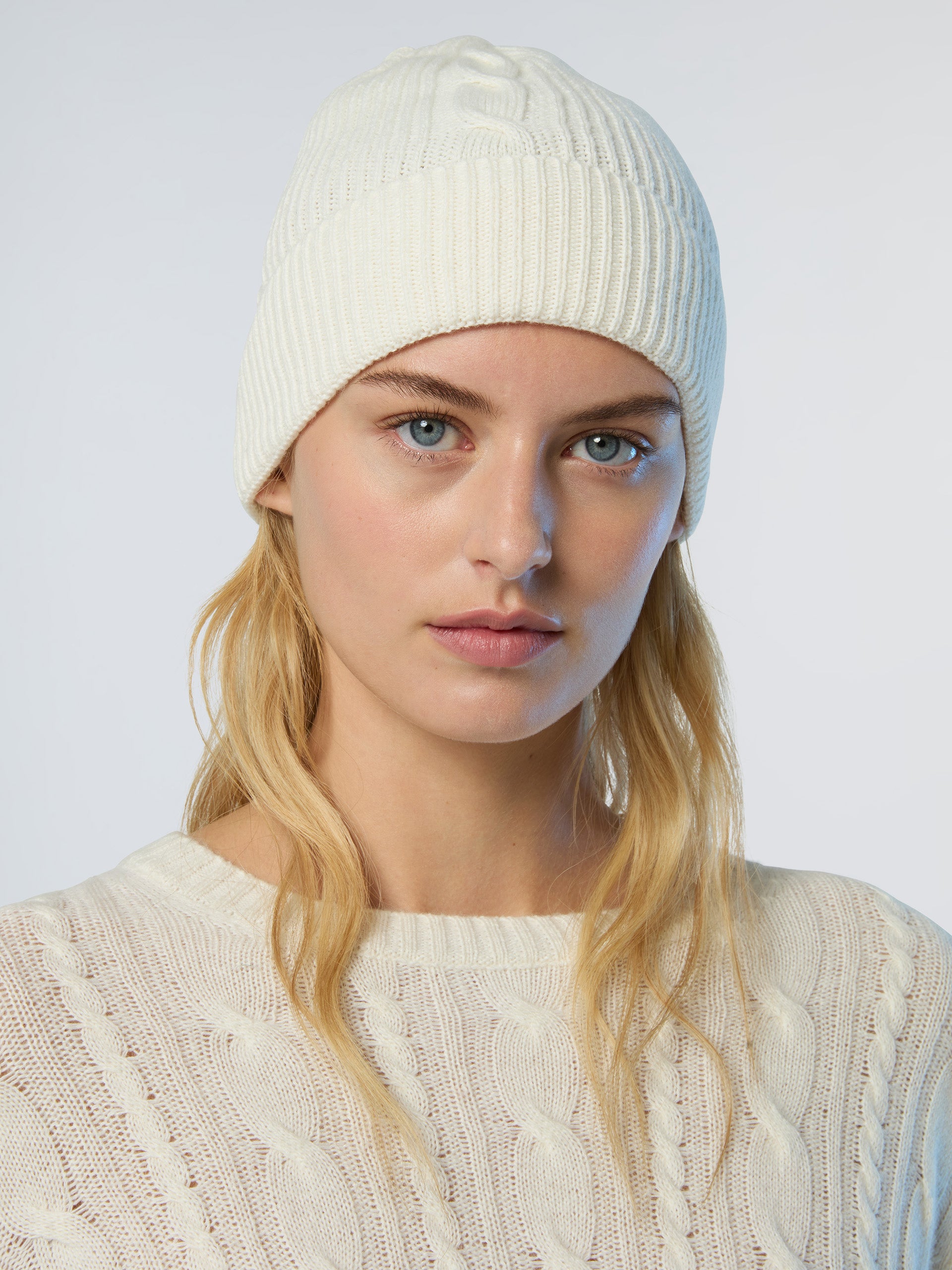 1 | Marshmallow | beanie-021650