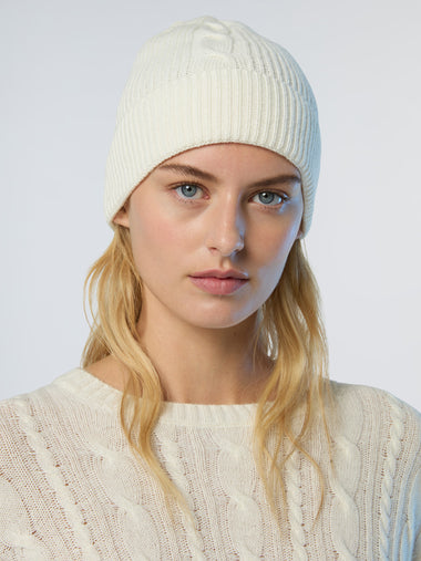 beanie-021650