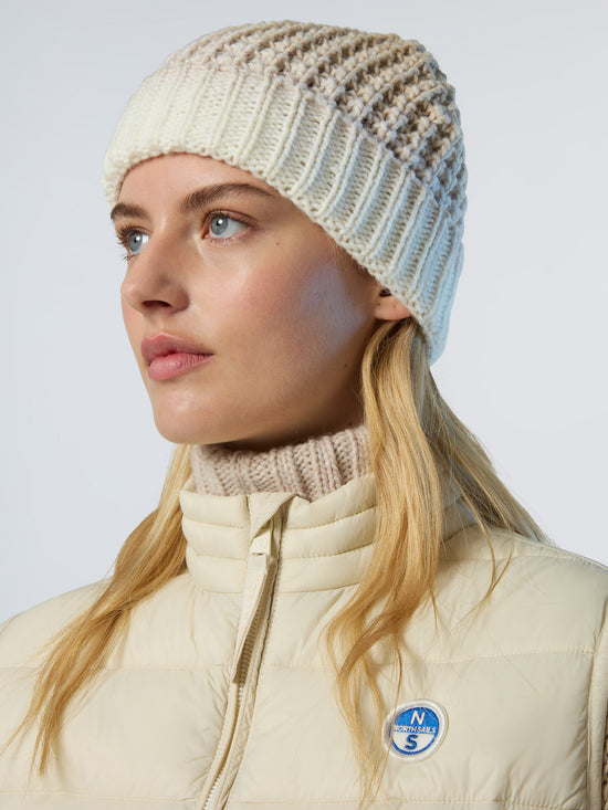beanie-021653