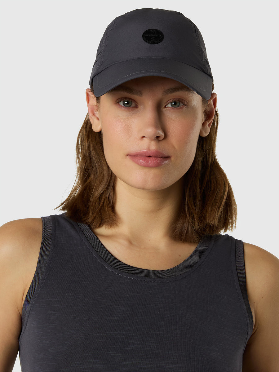 baseball-cap-021655