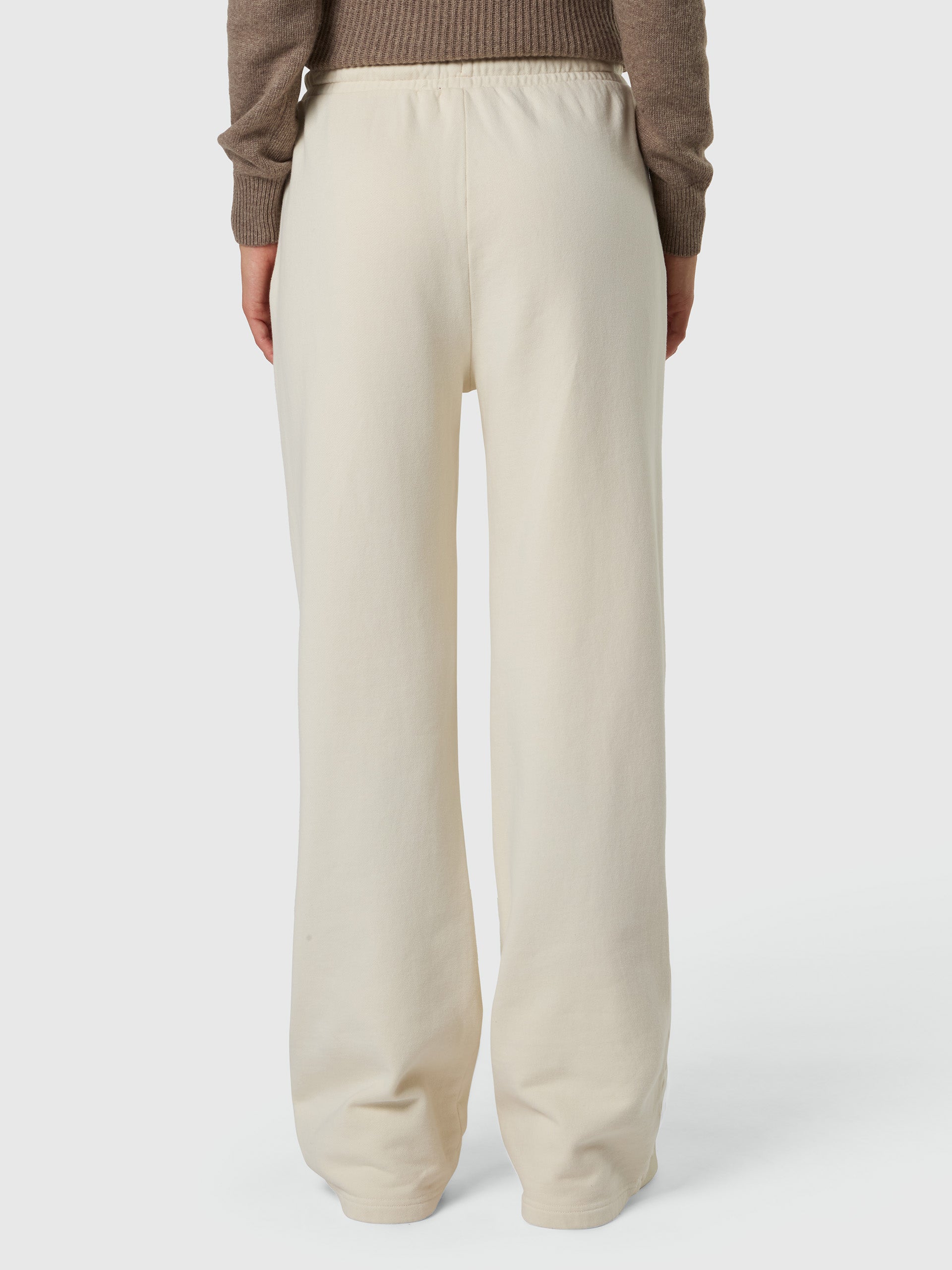 4 | Winter white | sweatpant-long-trouser-074810