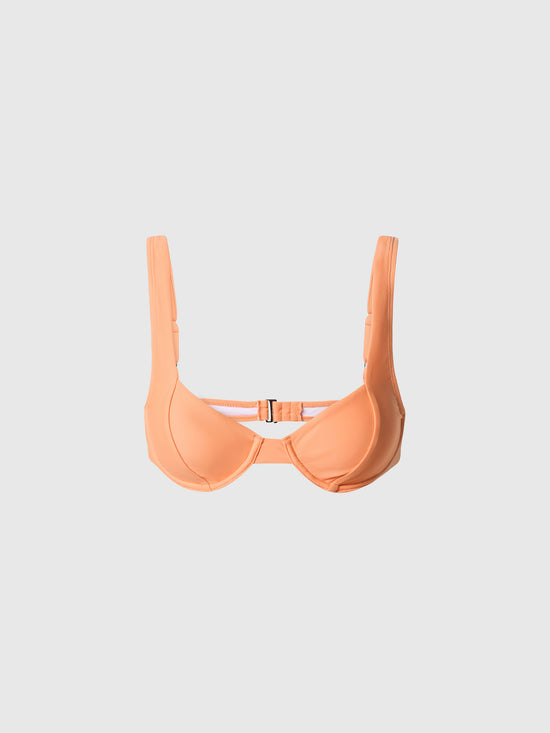 structured-top-beachwear-078061