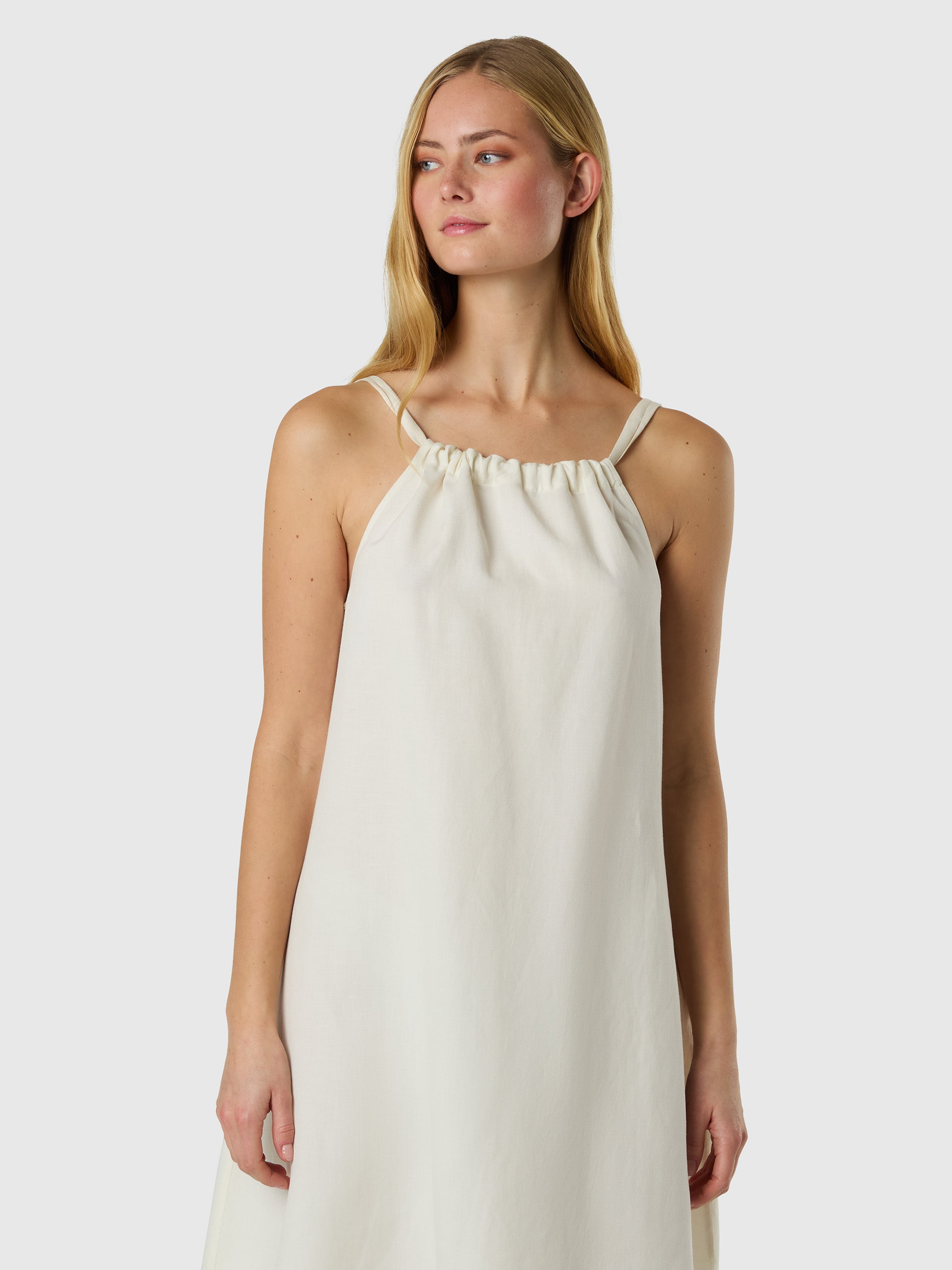 1 | Marshmallow | long-dress-sleeveless-090110