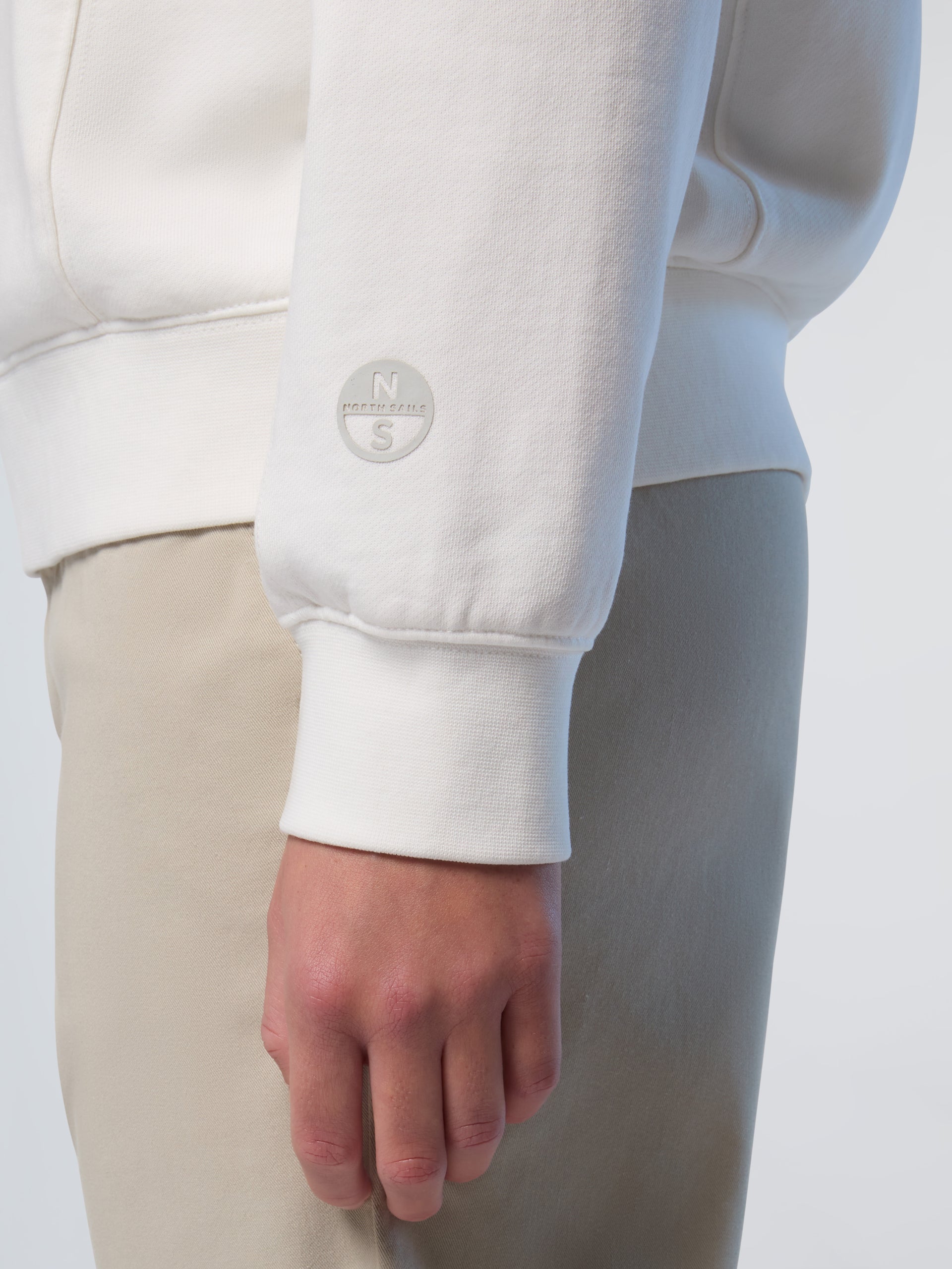 7 | Marshmallow | crewneck-sweatshirt-wgraphic-091176