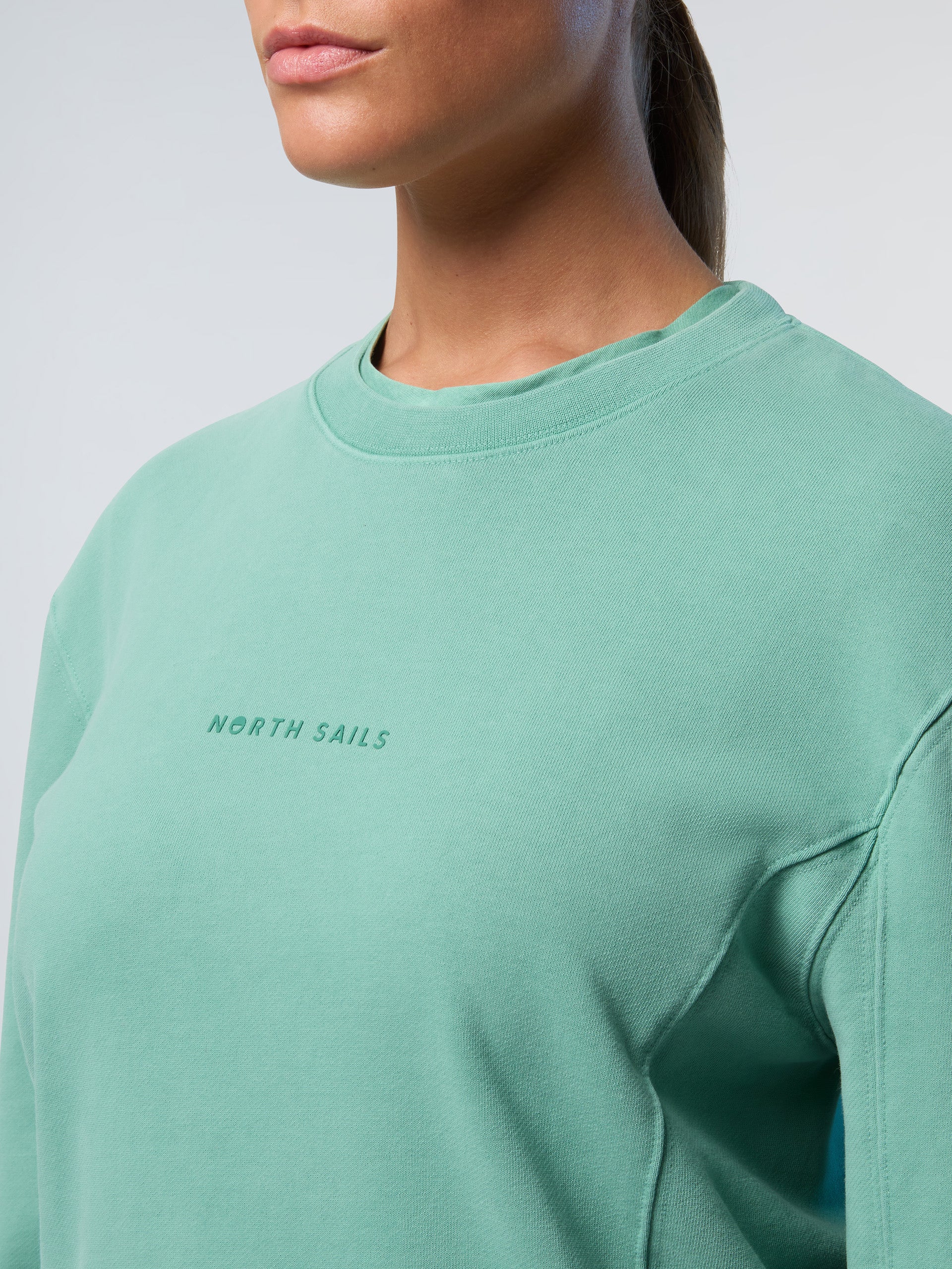 6 | Malachite green | crewneck-sweatshirt-wgraphic-091176