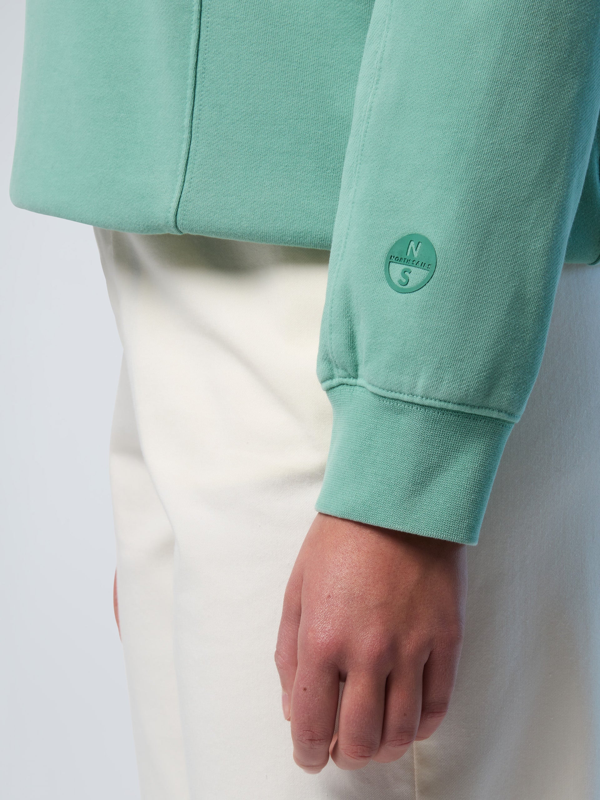 7 | Malachite green | crewneck-sweatshirt-wgraphic-091176