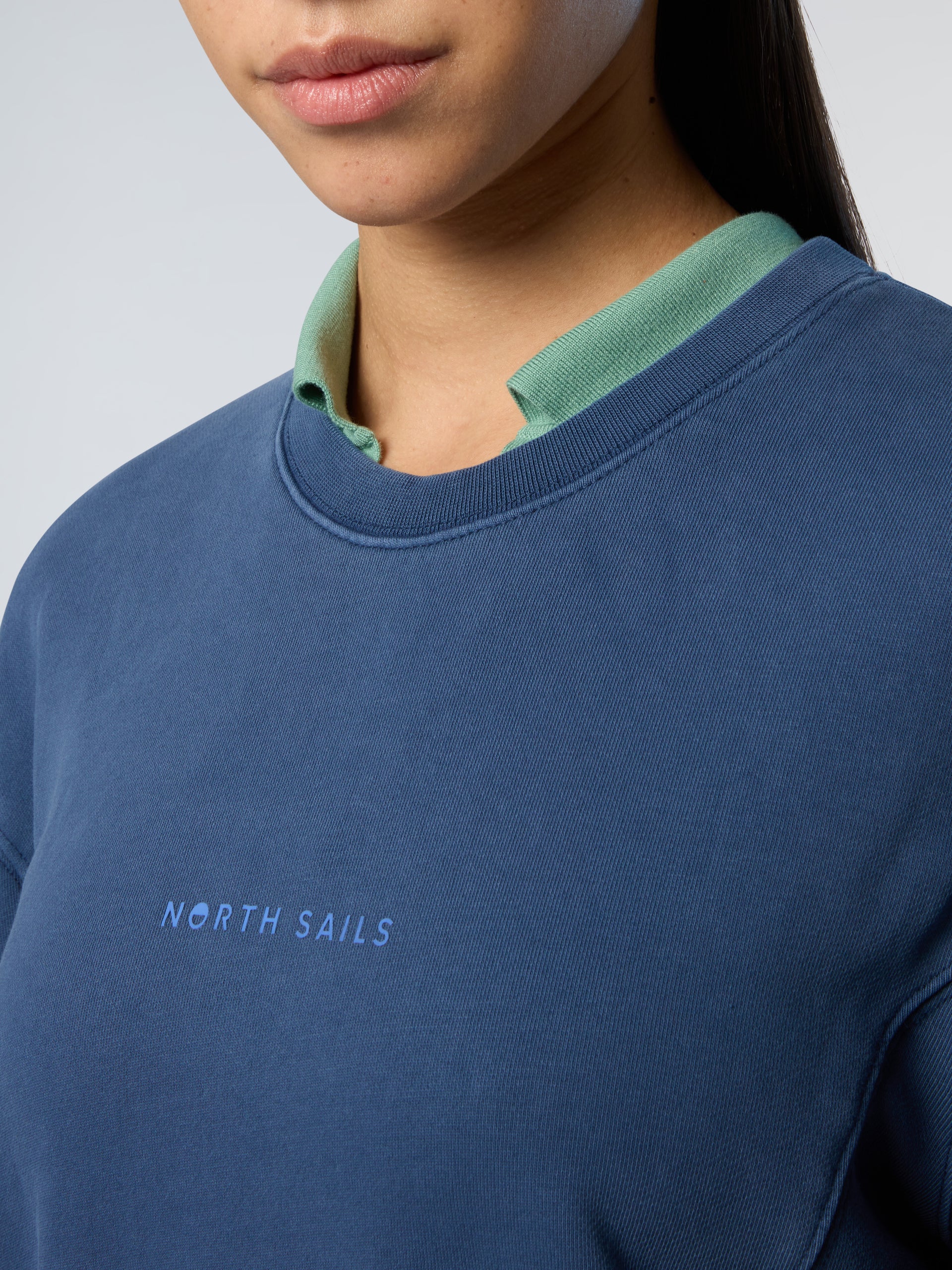 6 | Dark denim | crewneck-sweatshirt-wgraphic-091176