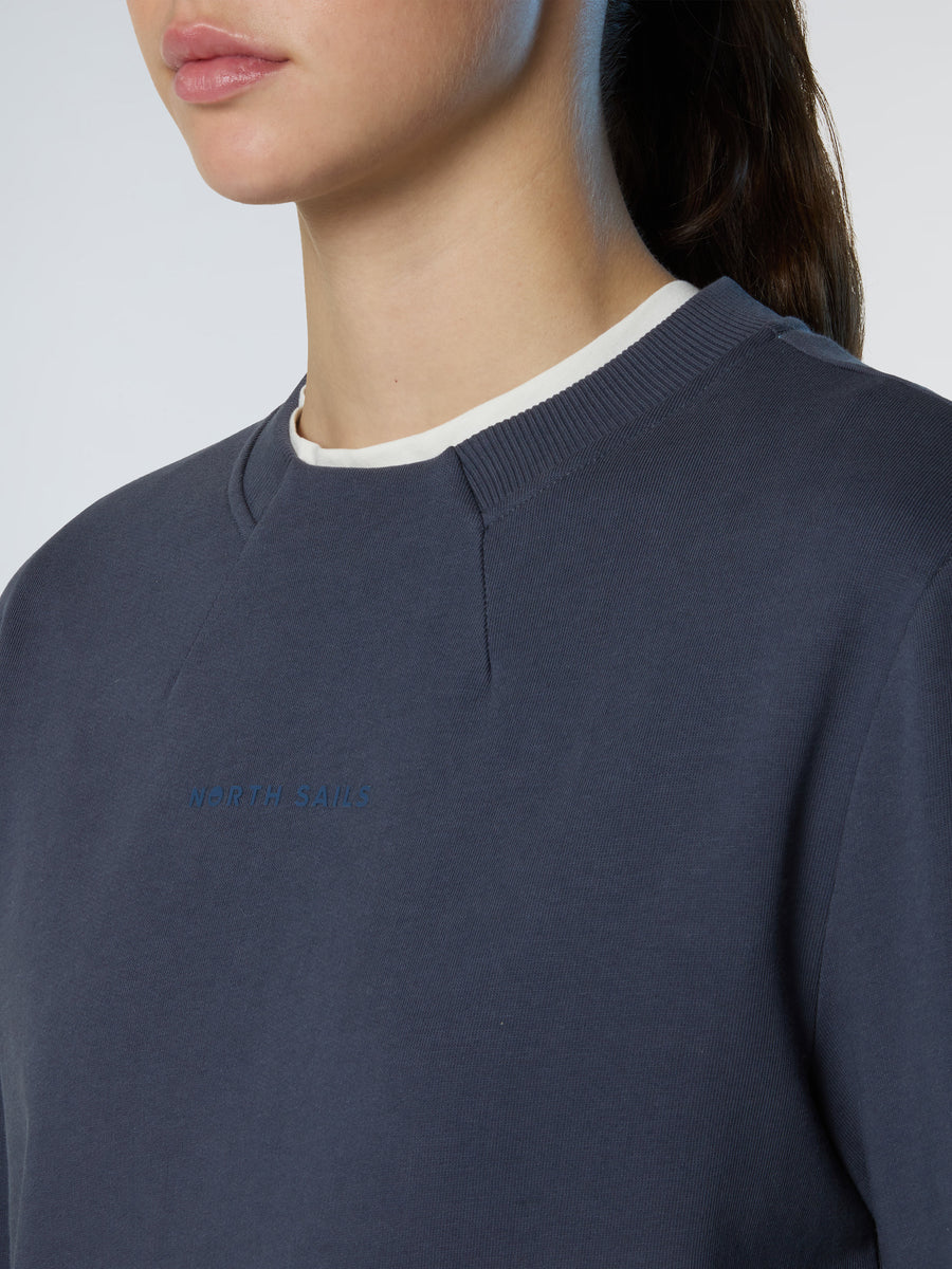 crewneck-sweater-wgraphic-091185