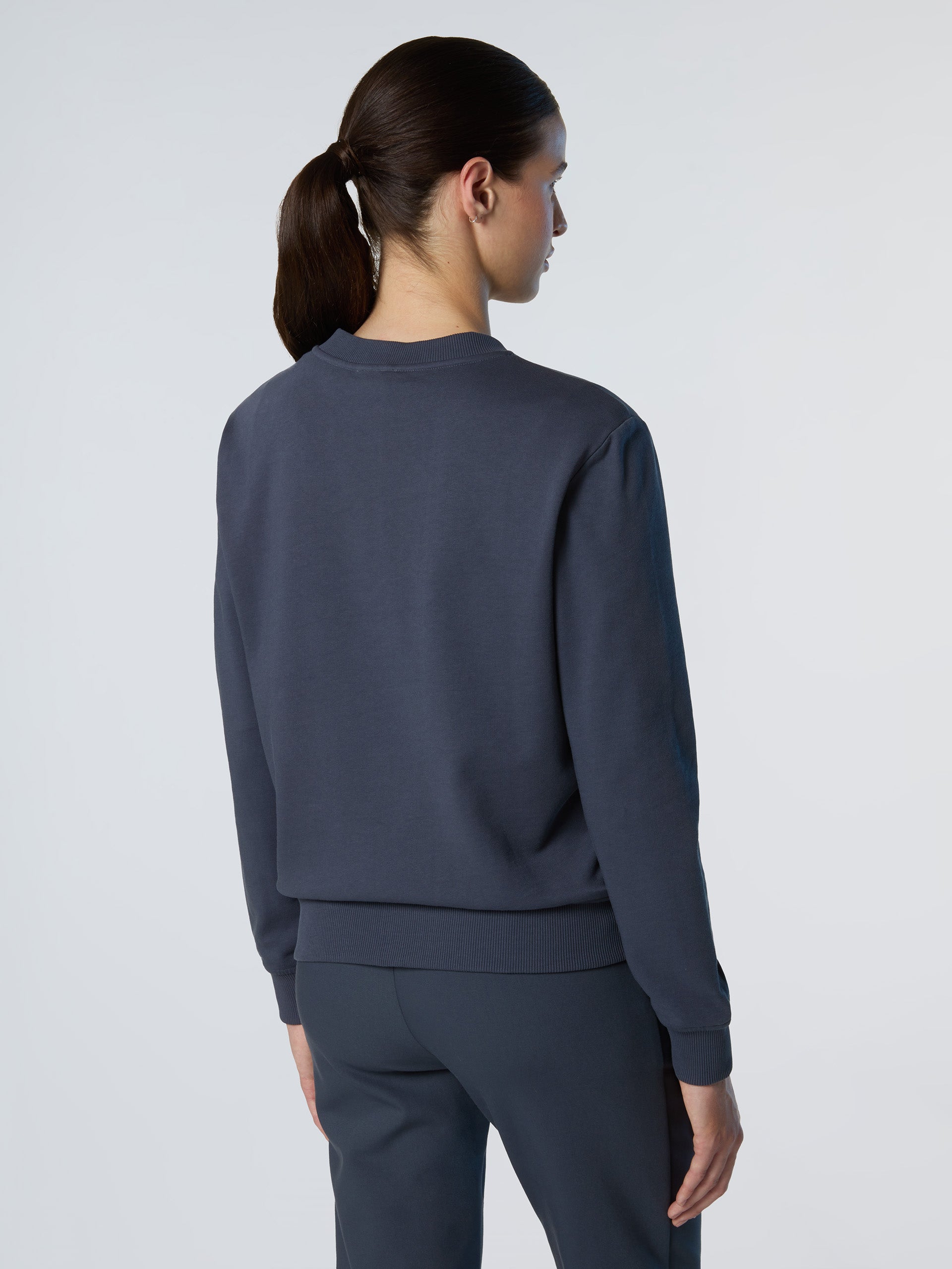 4 | Cloudy night | crewneck-sweater-wgraphic-091185
