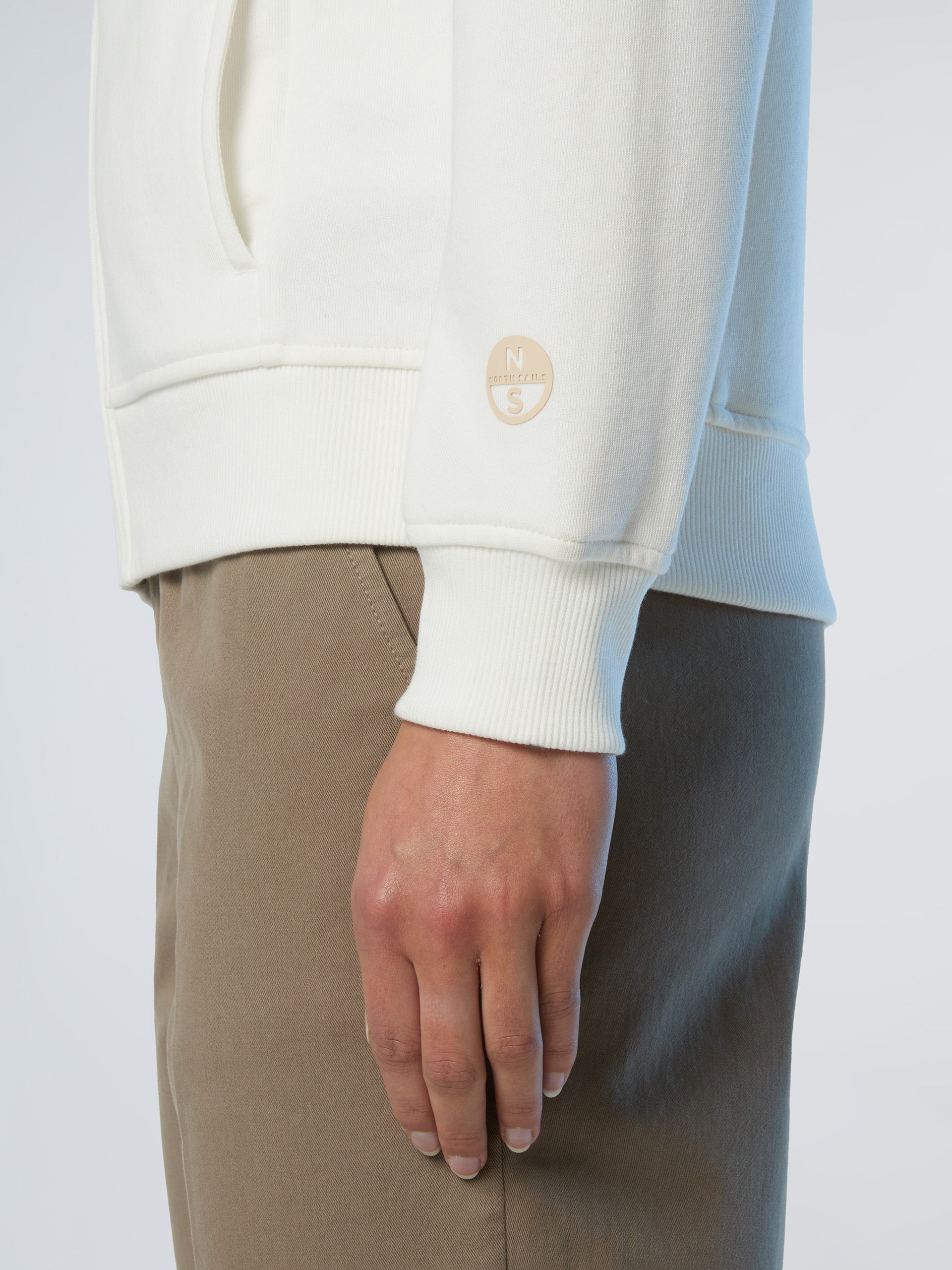 7 | Winter white | hooded-full-zip-sweater-wlogo-091186