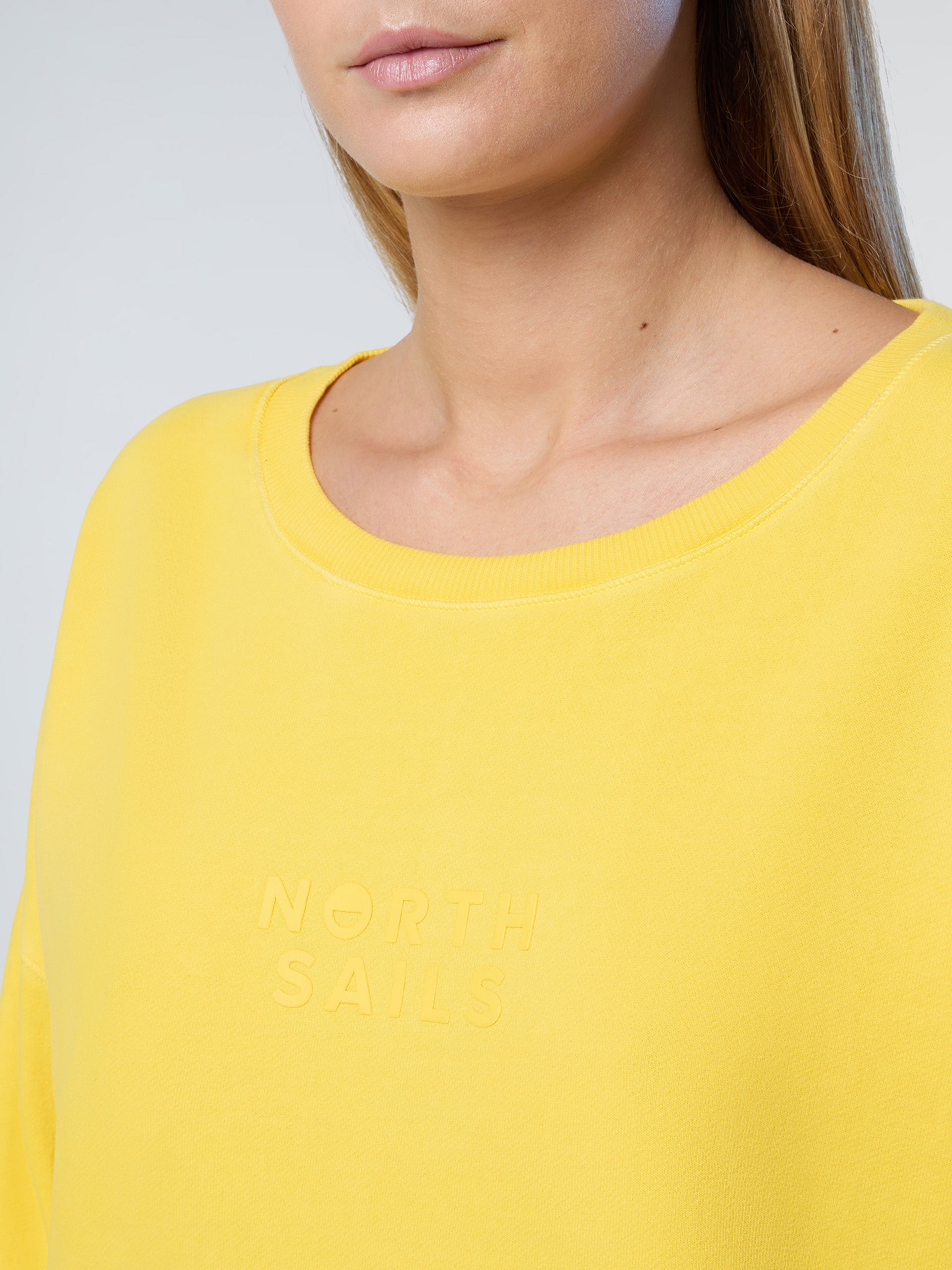 6 | Lemon | crewneck-sweatshirt-wgraphic-091900