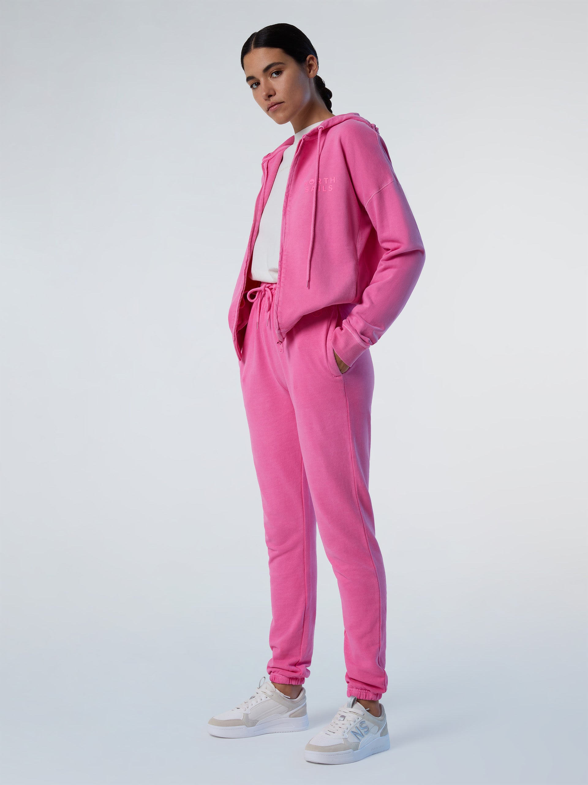 5 | Chateau rose | hooded-full-zip-sweatshirt-wgraphic-091901