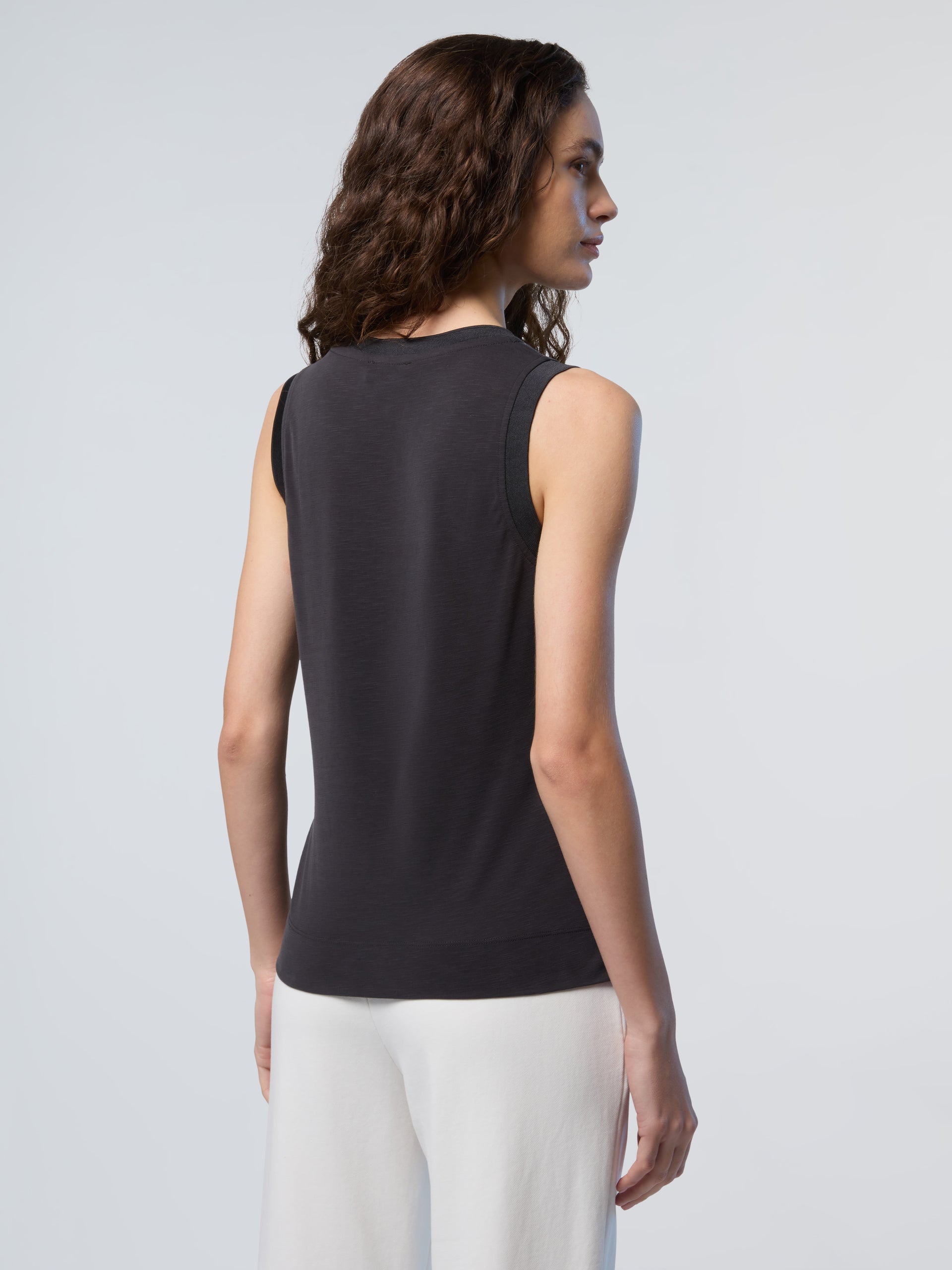 4 | Black | tank-top-093514