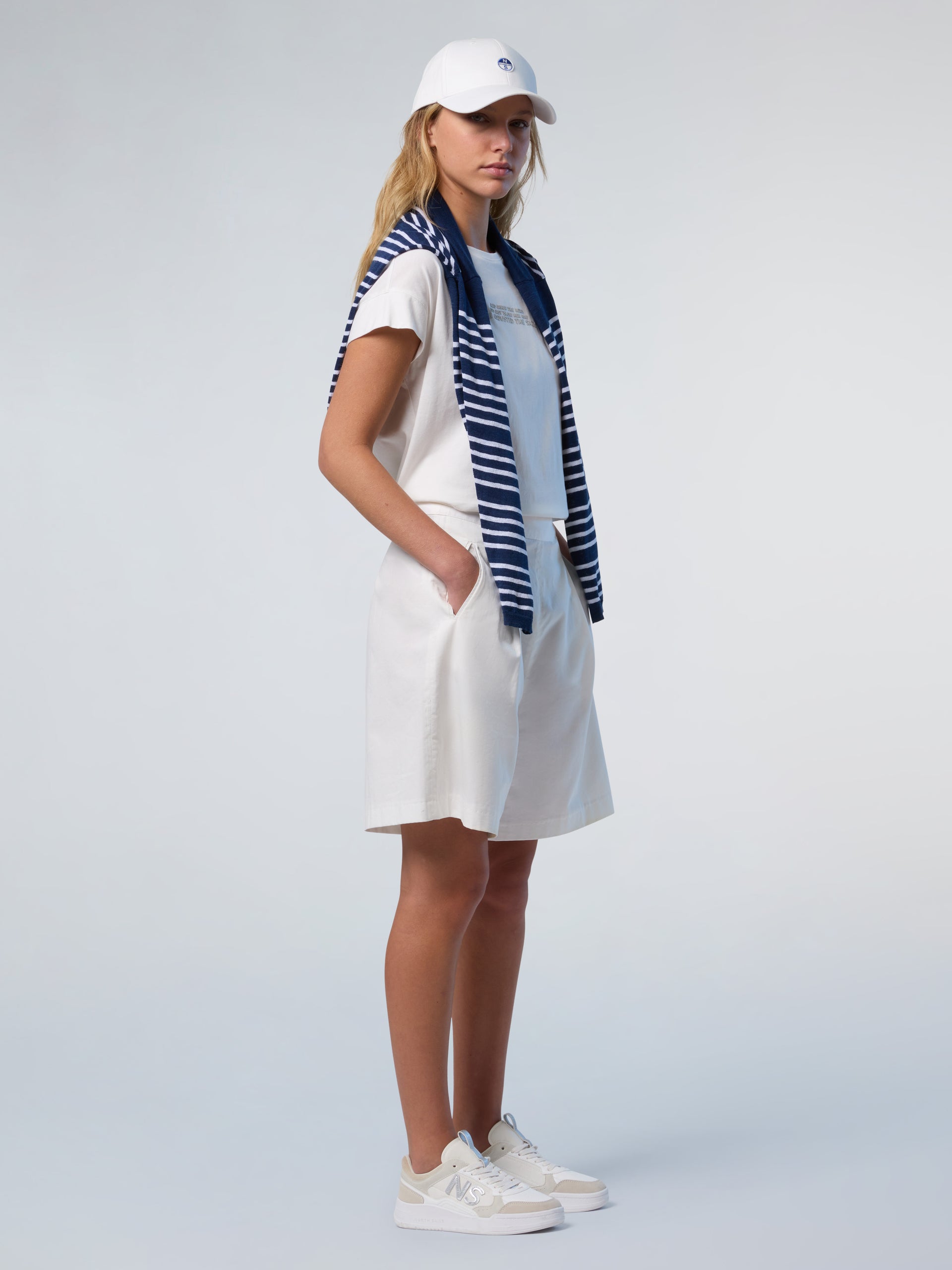 5 | Marshmallow | t-shirt-ss-wgraphic-093515