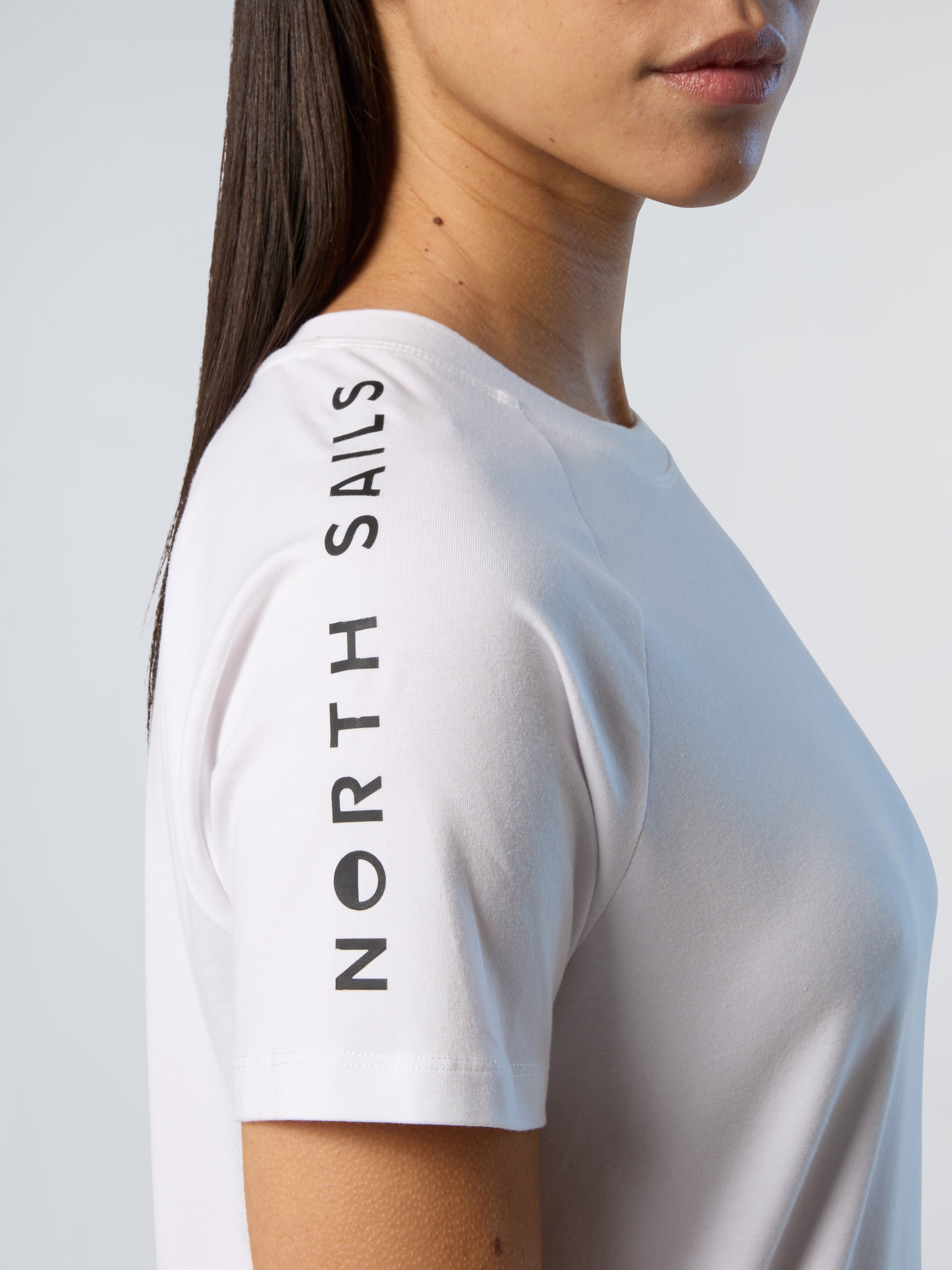 6 | White | t-shirt-ss-wgraphic-093517