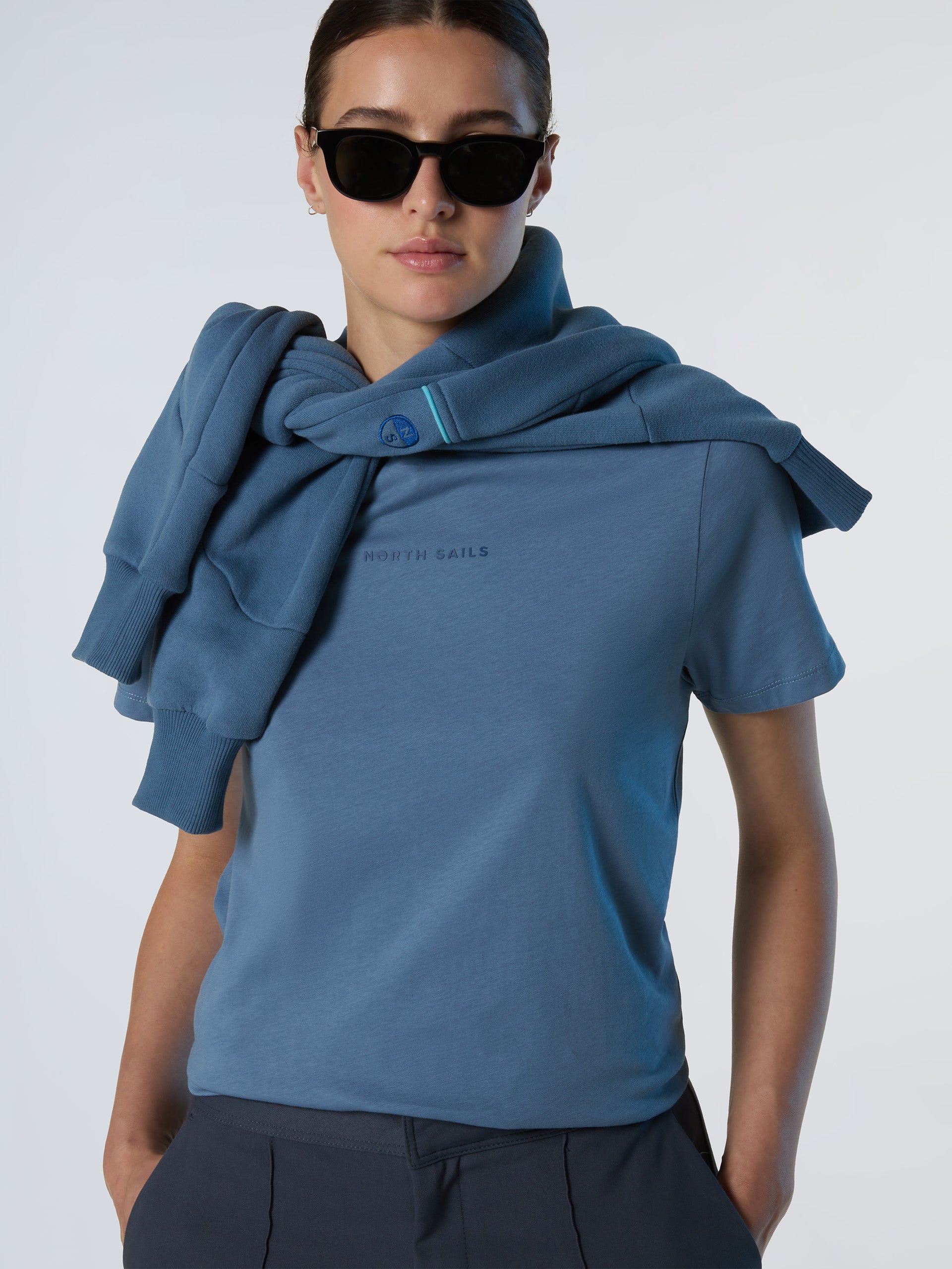 2 | Bluefin | t-shirt-ss-wgraphic-093565